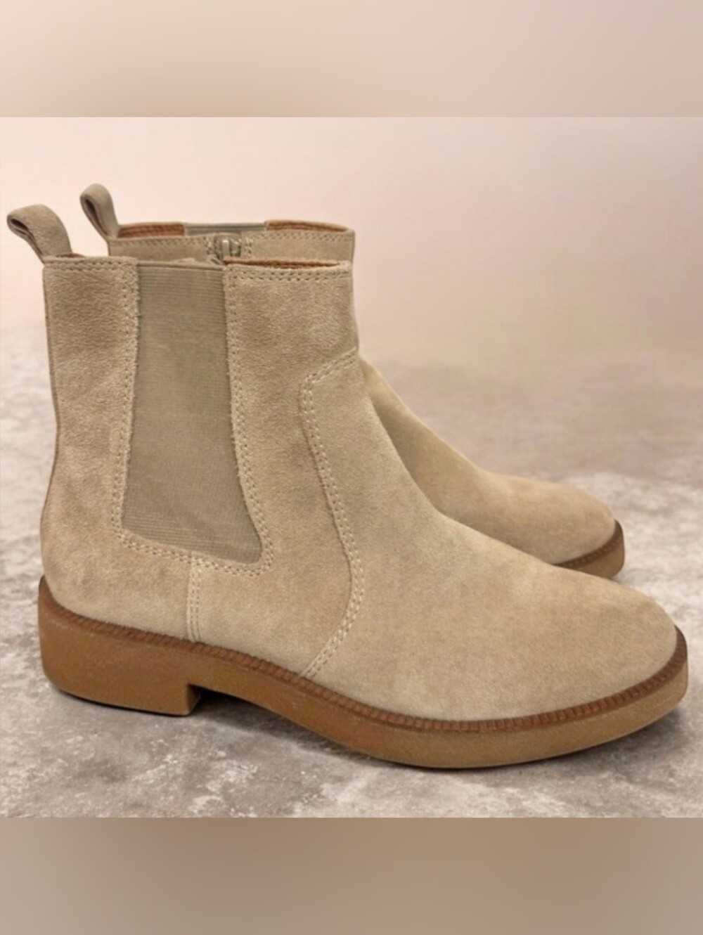 LUCKY BRAND oiled suede BOOTS size 6 COLOR is called DUNE ressy